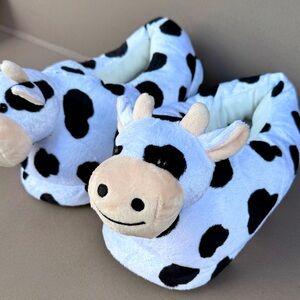 NWT Animated Print Size 8 Warm Bootie